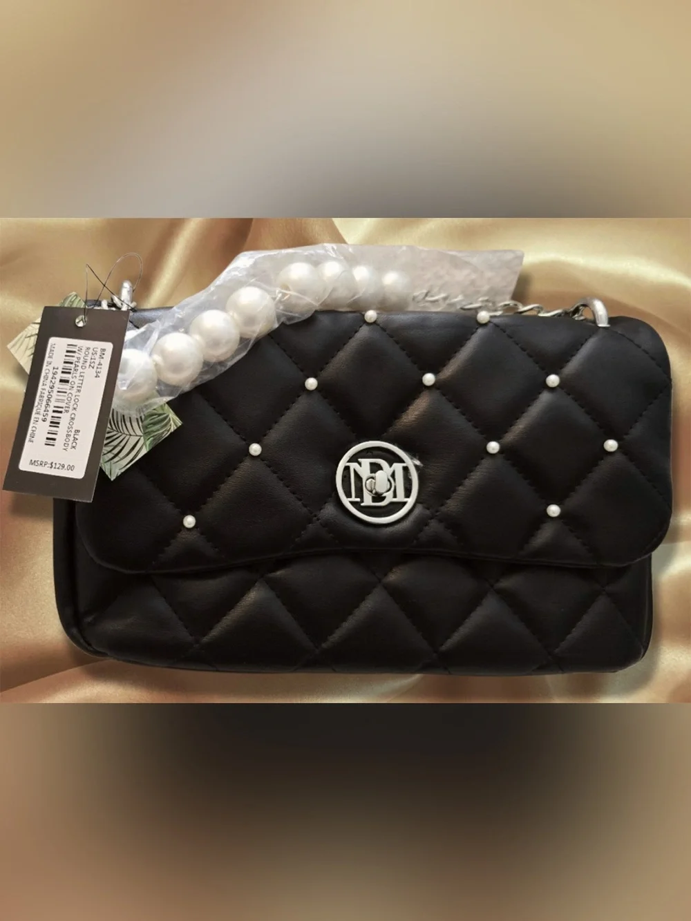 Badgley Mischka NWT Black Quilted Crossbody with Pearl Studs & Pearl Strap